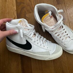 Nike blazer